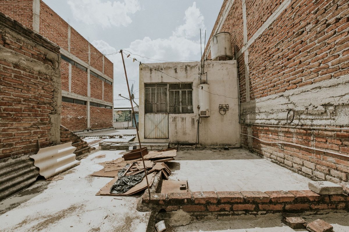 How to Disinfect a Water Storage Tank the Right Way