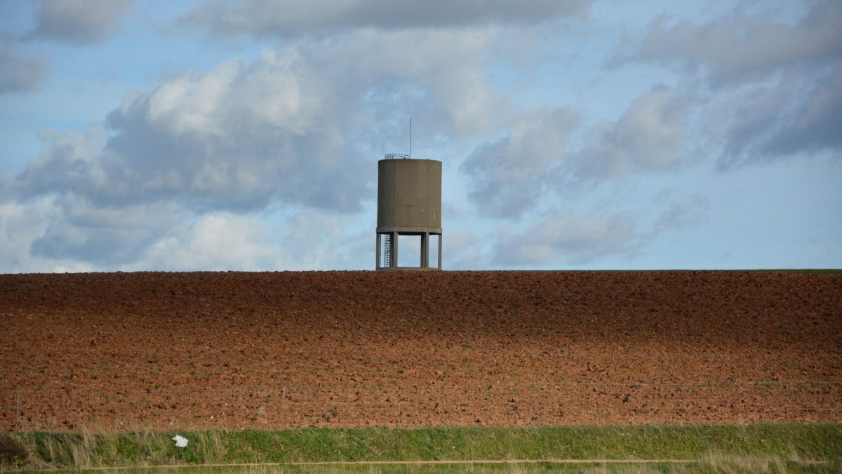 How to Disinfect a Water Storage Tank the Right Way