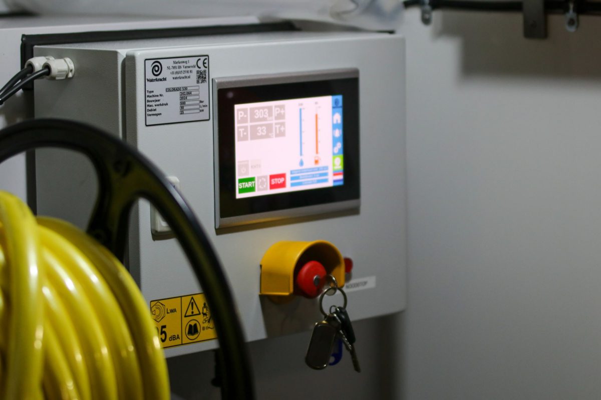Fixed-Speed vs Constant-Pressure vs VFD: Pump System Options