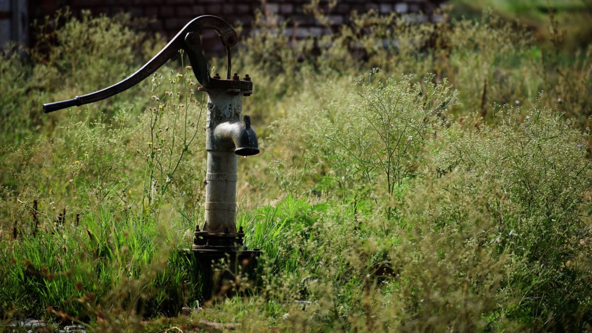 Private Well vs Shared Well vs Community Supply: Which Should You Choose?